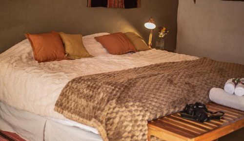 Room #1474744202
