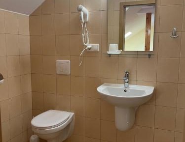 Room #4652714