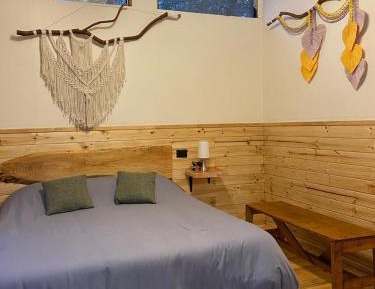 Deluxe Room (2 Adults + 1 Child)