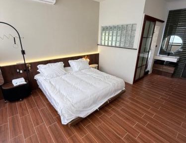 Deluxe Double Room with Bath