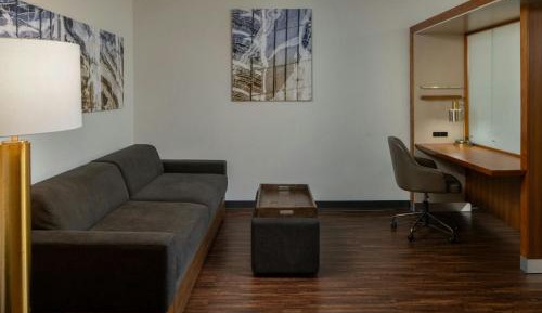 Queen Suite