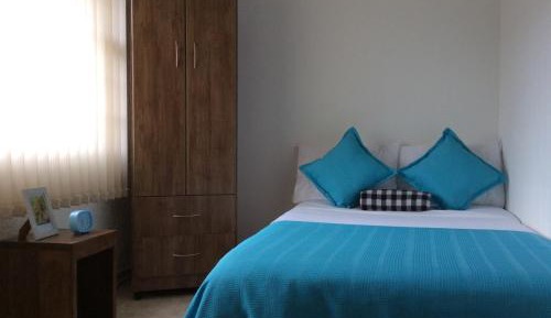 Single Room with Private External Bathroom