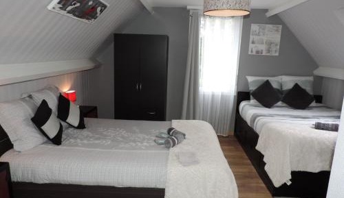 Quadruple Room with Shower