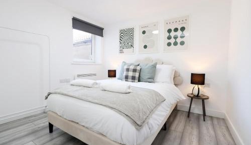 Two-Bedroom Deluxe Apartment