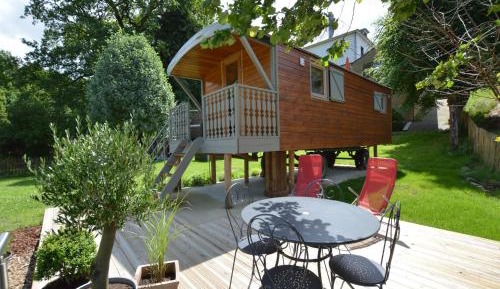 Two-Bedroom Holiday Home