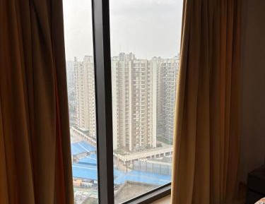 Apartment with City View