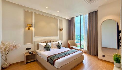 Deluxe King Room