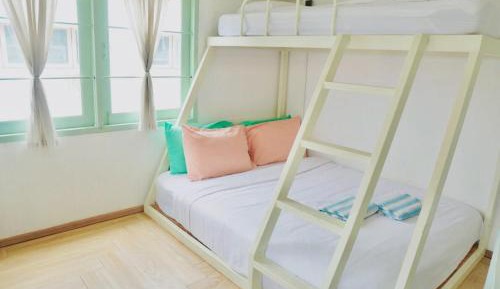 Deluxe Family Suite