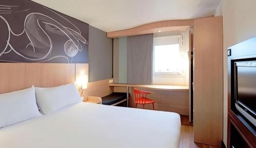 Standard King Room