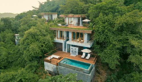 Villa with Sea View