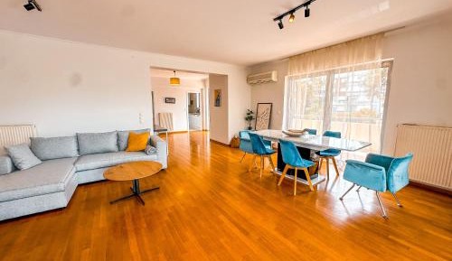 Three-Bedroom Apartment with Balcony