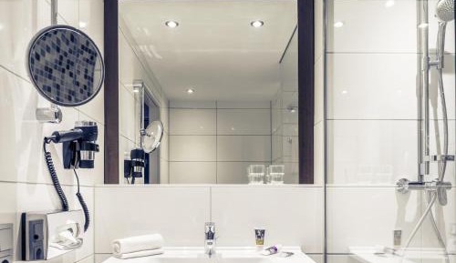 Standard Double Room with Arm Chair