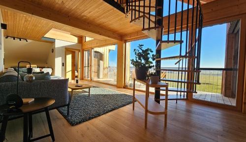 Three-Bedroom Apartment with Balcony