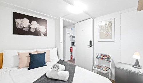 Double Room with Shared Bathroom