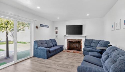 Four-Bedroom Holiday Home