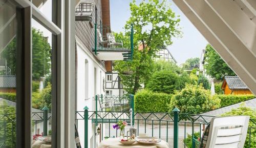 One-Bedroom Apartment with Balcony