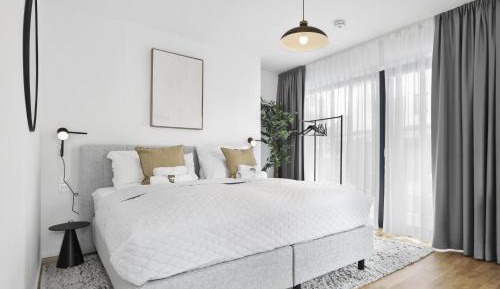 Studio Apartment with Balcony