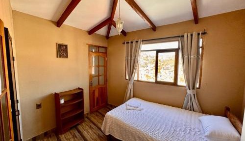 Single Room with Private Bathroom