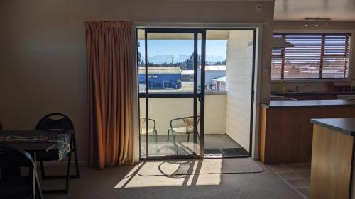 Two-Bedroom Apartment with Mountain View