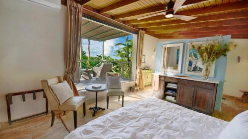 King Room with Balcony - Annex