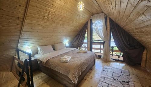 Double Room with Mountain View