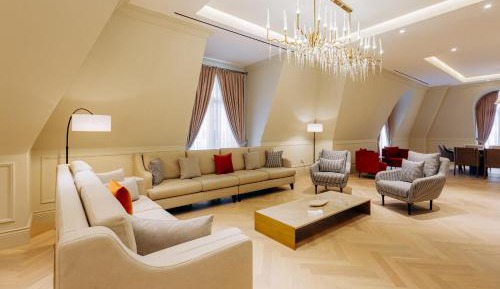 Three-Bedroom Apartment with Sea View