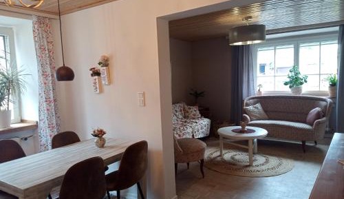 Superior One-Bedroom Apartment