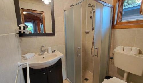 Studio with Spa Bath