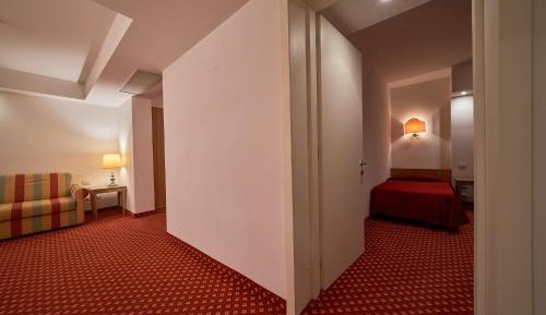 Deluxe Suite with Sea View