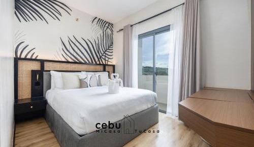 Suite with Mountain View