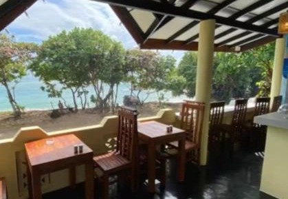 Villa - Beach Front
