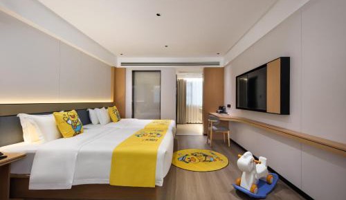 Deluxe Family Room