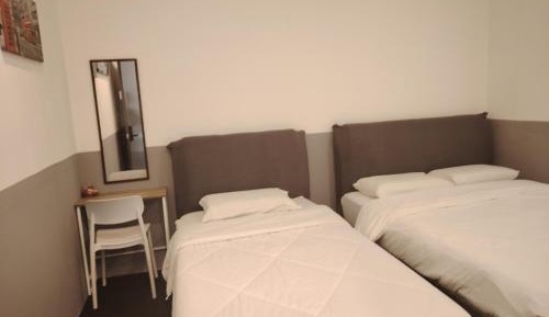 Triple Room with Shared Toilet