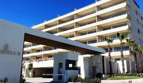Three-Bedroom Premium Apartment with Balcony