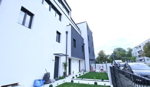 Two-Bedroom Apartment with Garden View