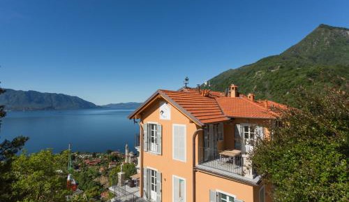Apartment with Lake View