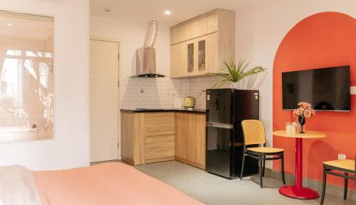 Studio with Balcony