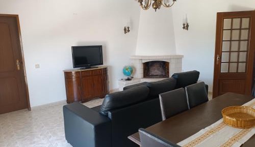 Three-Bedroom Standard Apartment