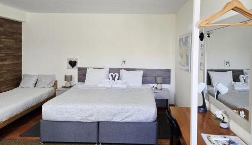 Suite with Garden View