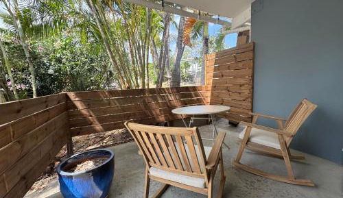 Apartment with Garden View