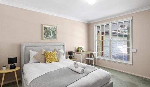 Queen Room with Shared Bathroom