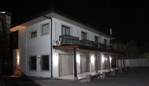 One-Bedroom Apartment with Balcony