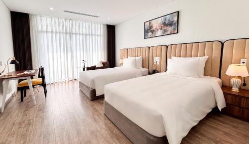 Deluxe Twin Room with Sea View