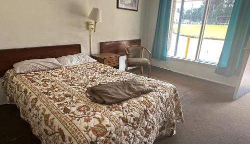 Queen Bed