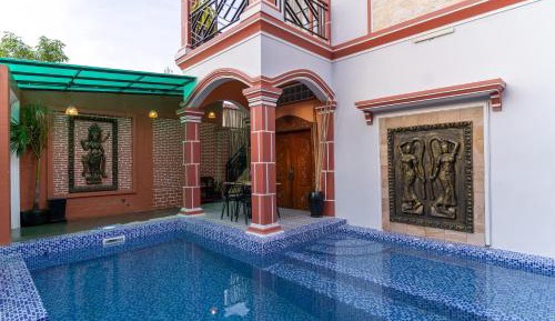 King Suite with Balcony