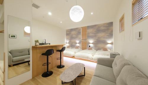 Quadruple Room with Private Bathroom
