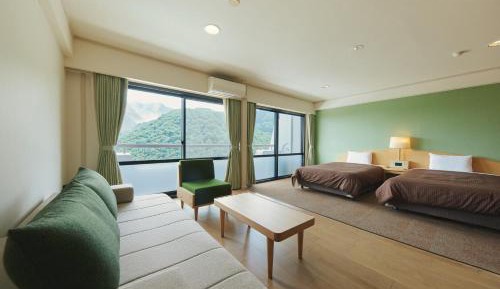 Twin Room with Mountain View