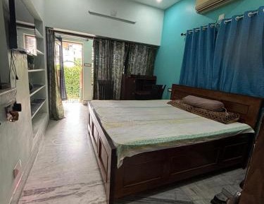 Deluxe Double Room (2 Adults + 1 Child)