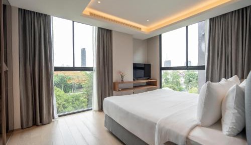 One Bedroom Corner Suite