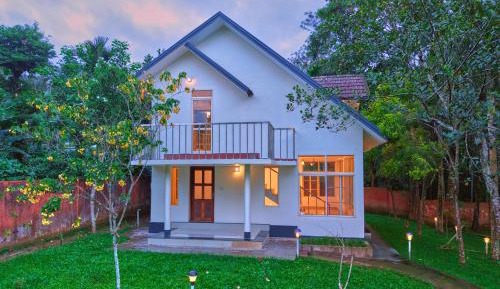 Double or Twin Room with Pool View